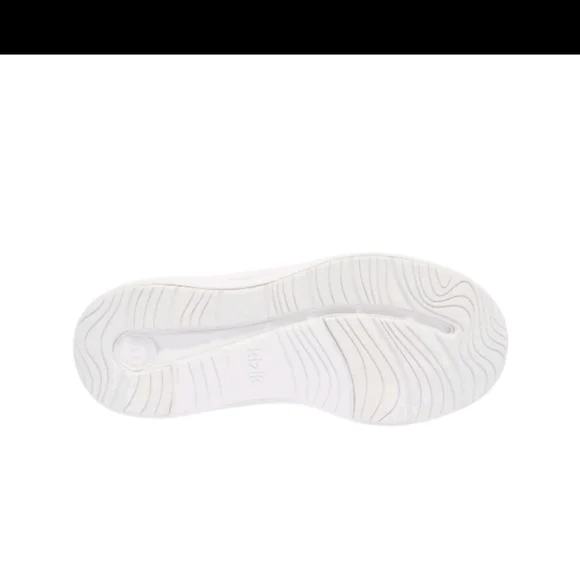 Kizik Women’s London Lightweight Hands-Free Sneaker – White - Picture 3 of 10